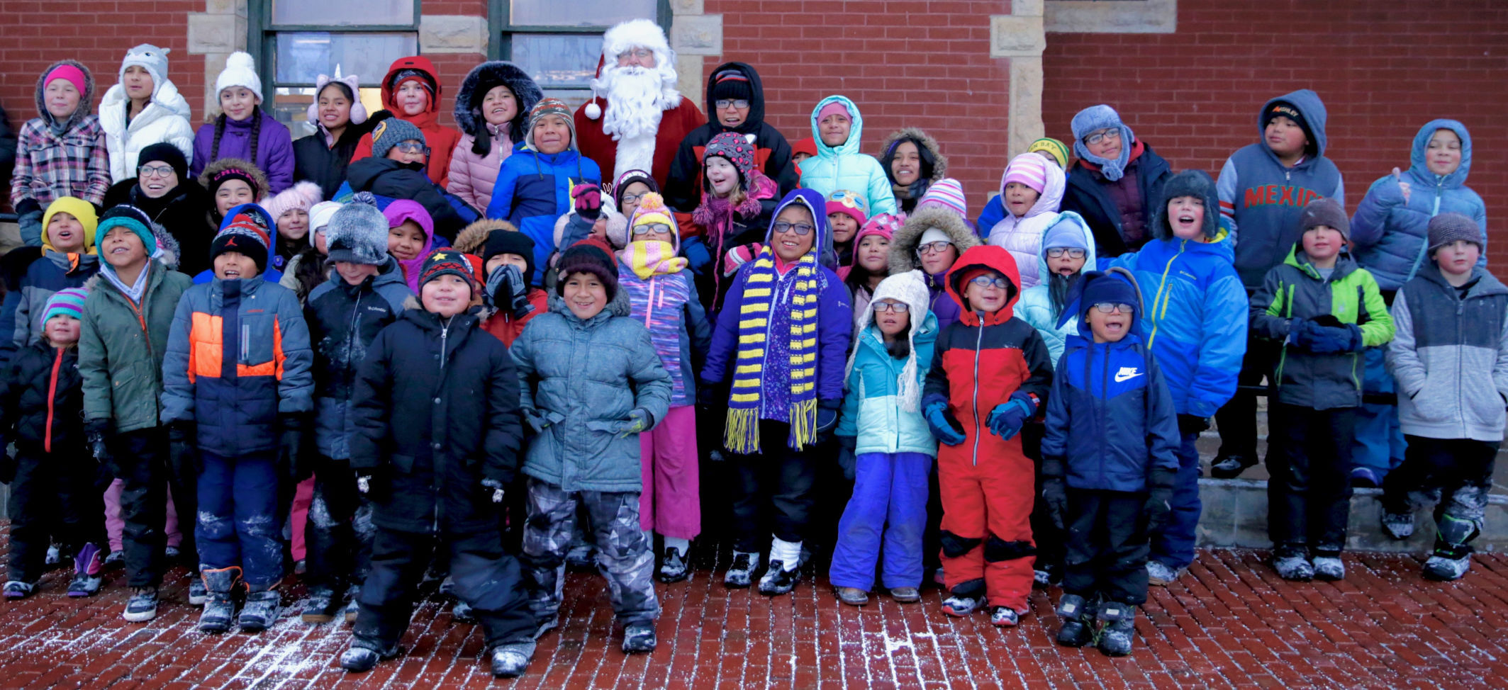 CP Holiday Train visits Winona